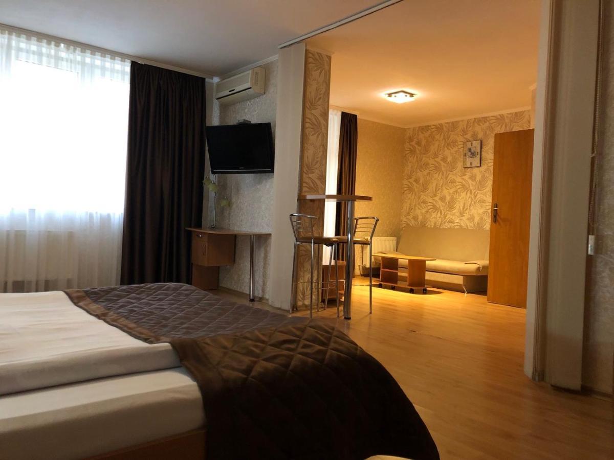 Comfort Hotel Κίεβο Εξωτερικό φωτογραφία